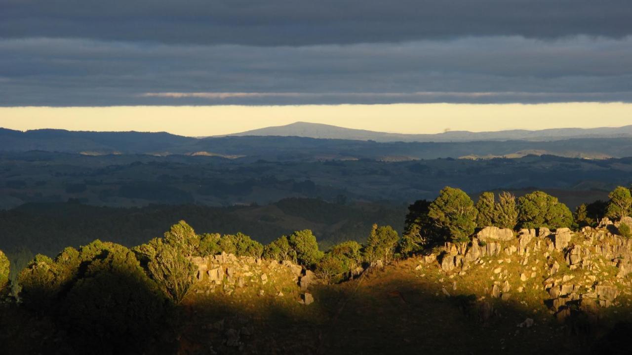 Rock Retreat B&B Farmstay Waitomo Caves Buitenkant foto